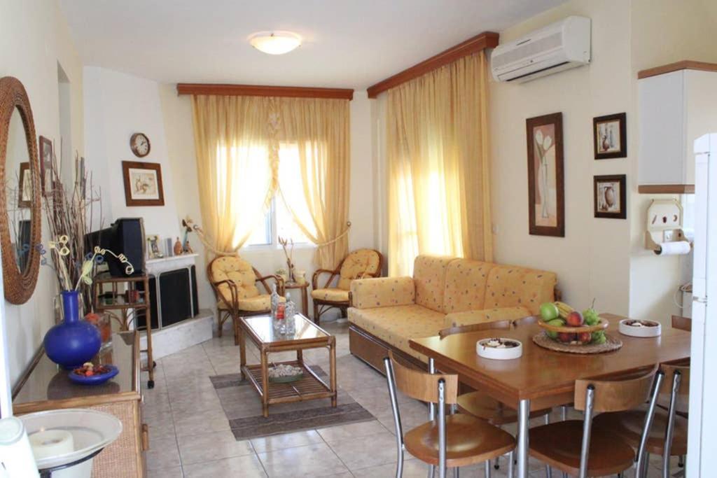 Holiday Apartment Flogita Exterior photo